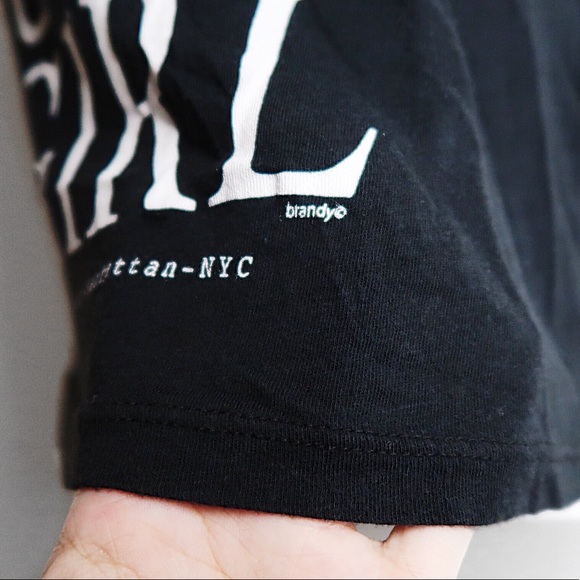 NYC Girl Graphic Muscle Tee - Picture 3 of 4